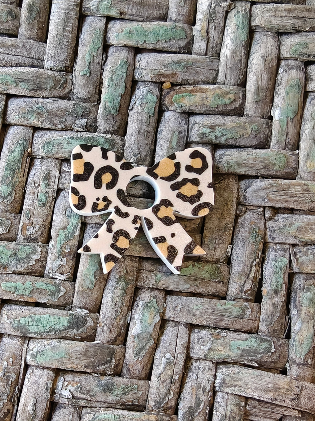 Leopard Bow