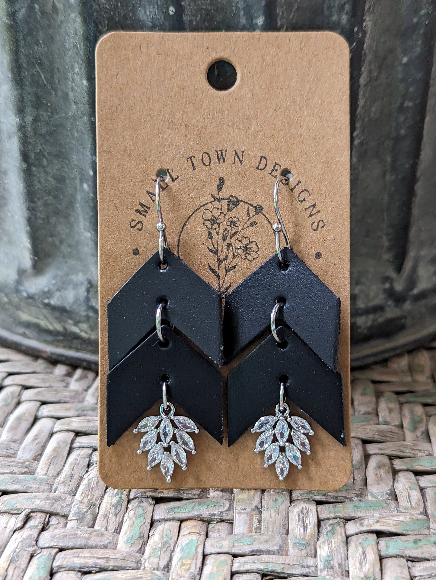 Elegant Black Chevrons