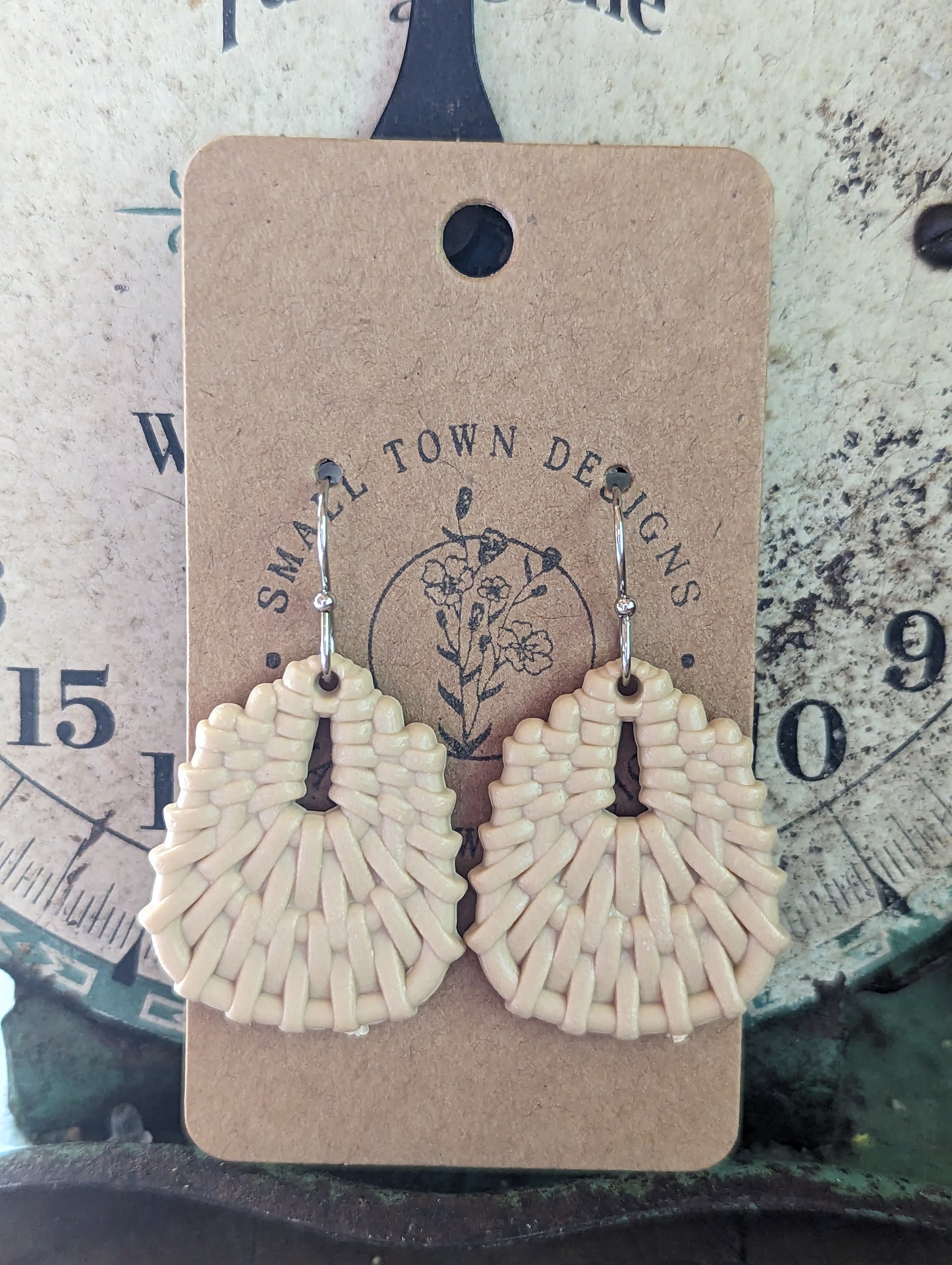 Rattan Dangles