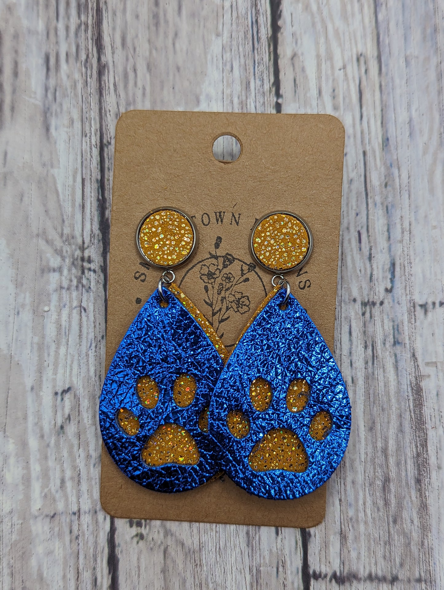 Maysville Paw Print Dangles