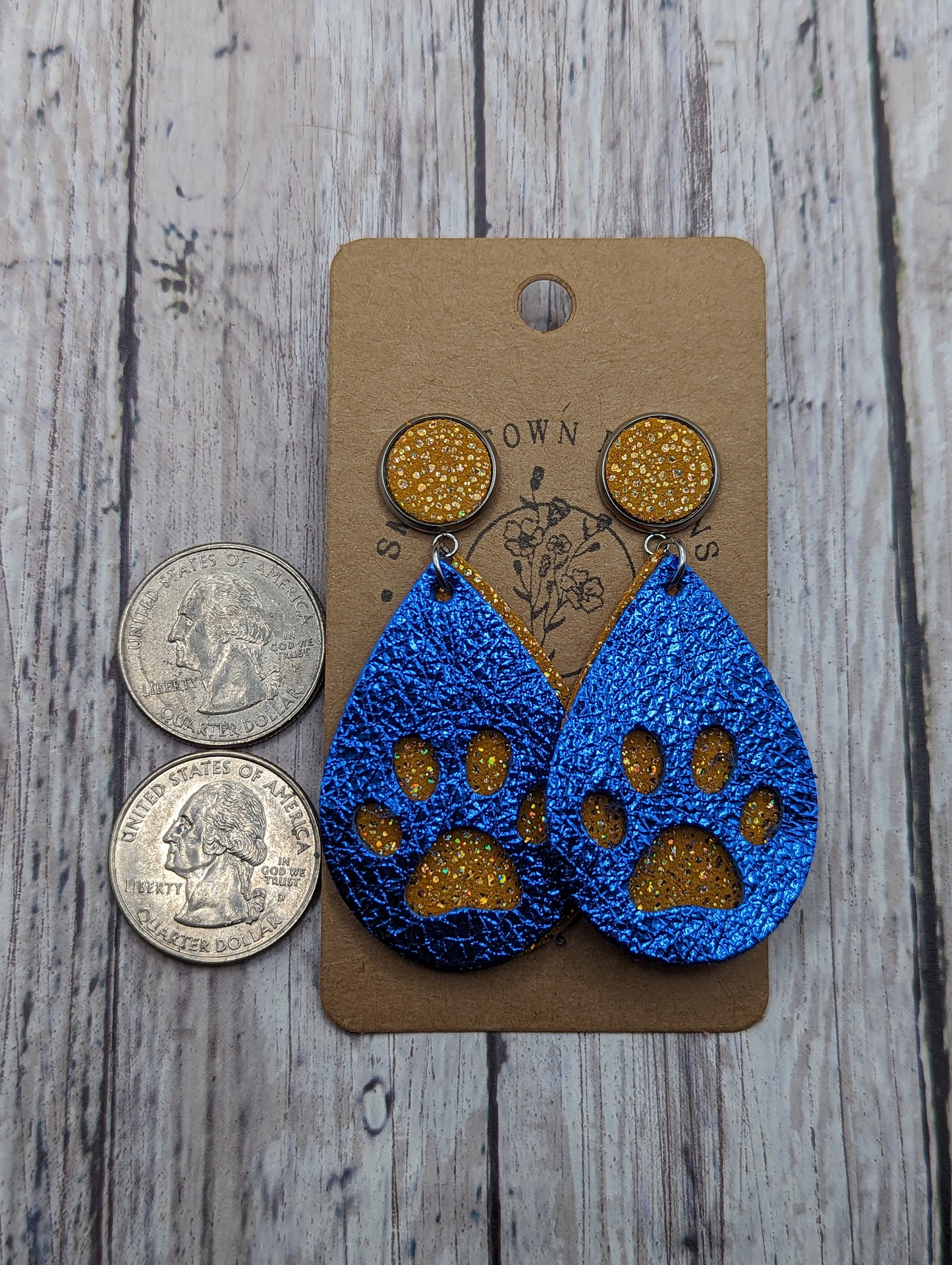 Maysville Paw Print Dangles