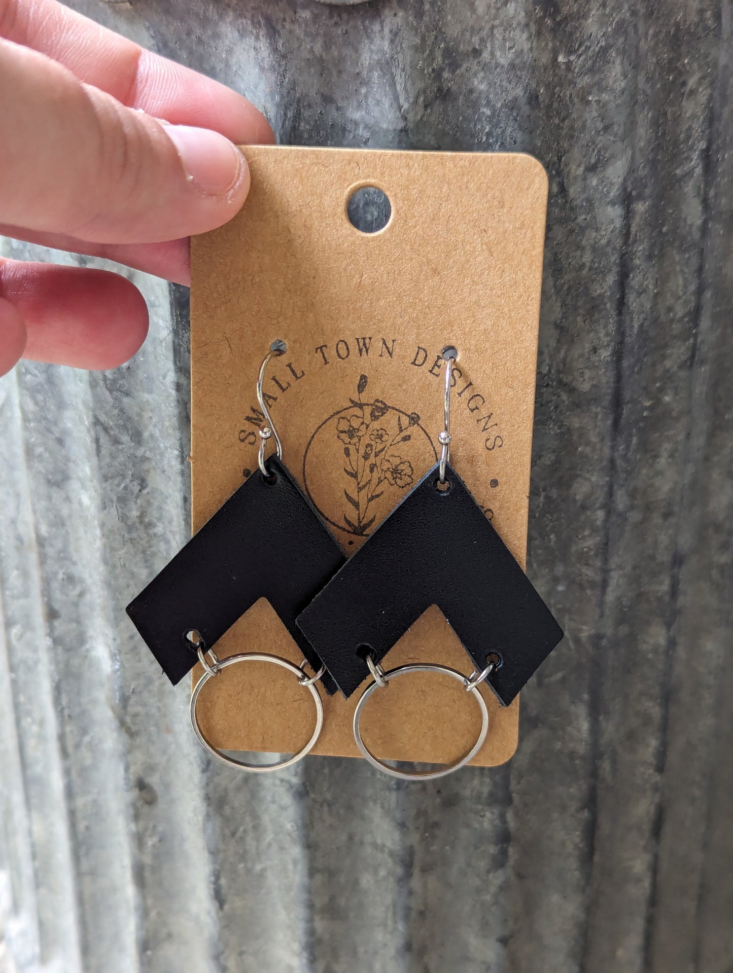 Black Triangle Dangles