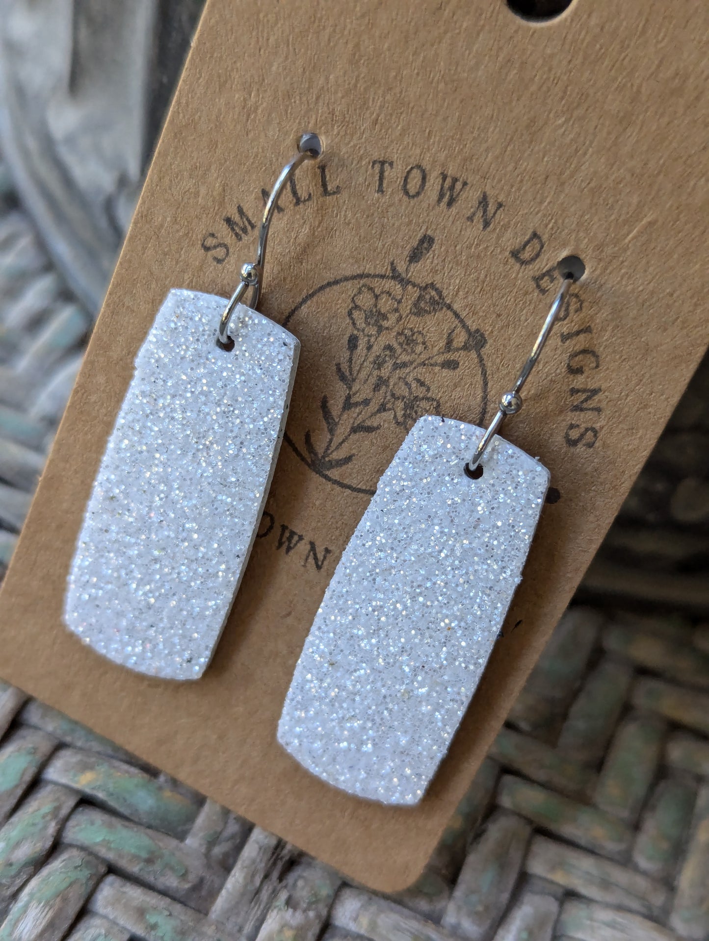 Glitter White Bars