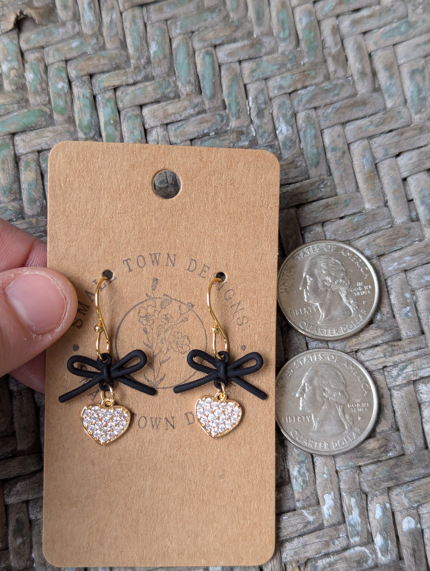Black Bow Hearts