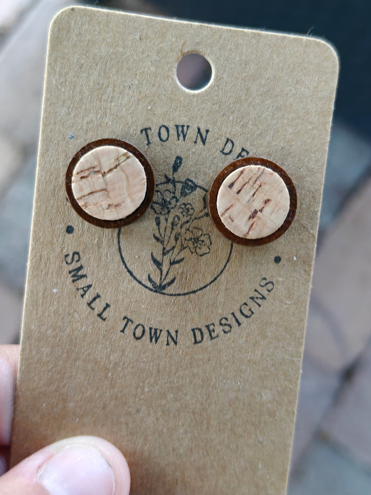 Wooden cork studs