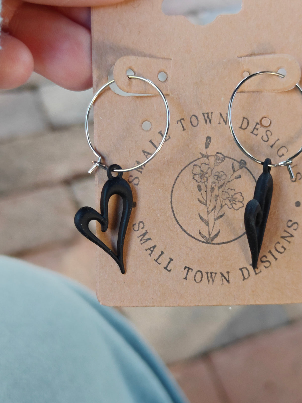 Black heart hoops