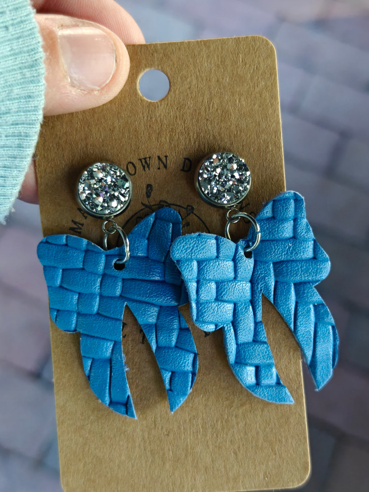 Blue bow