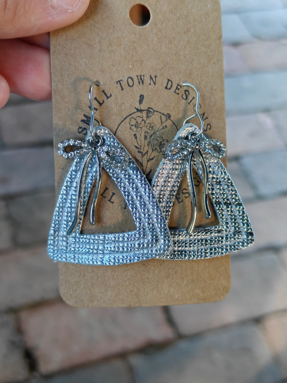 Silver bow triangles