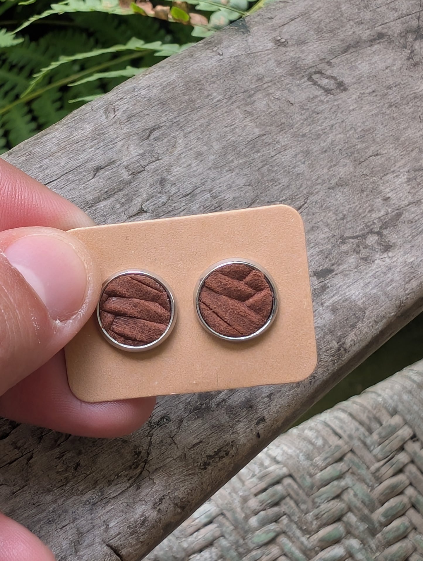 10mm Braided Brown Studs