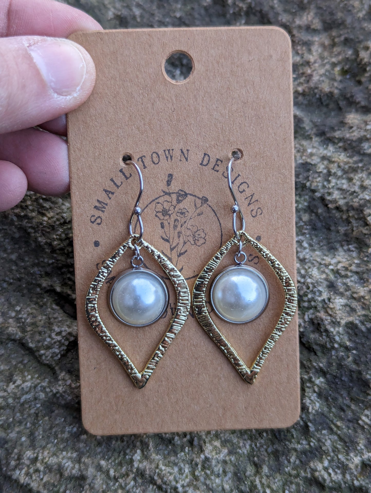 Pearl Gold Dangles