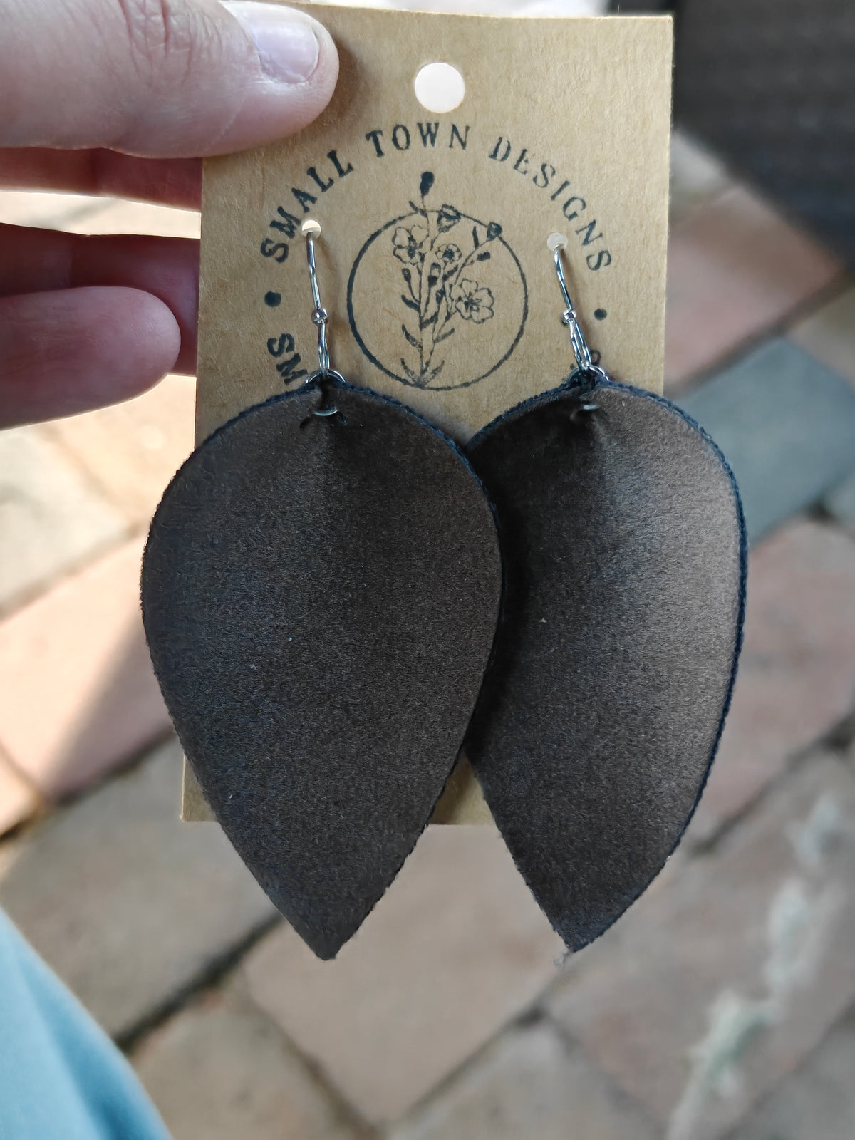 Olive petals