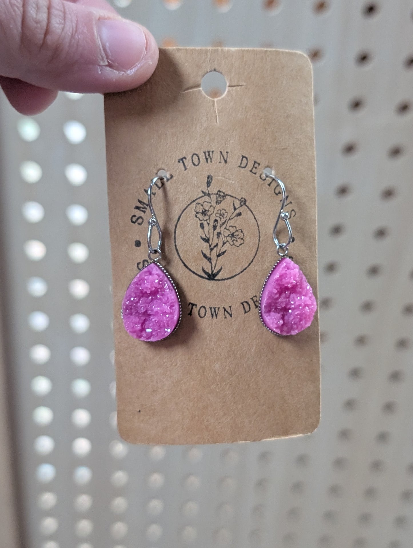 Pink/purple teardrop druzy