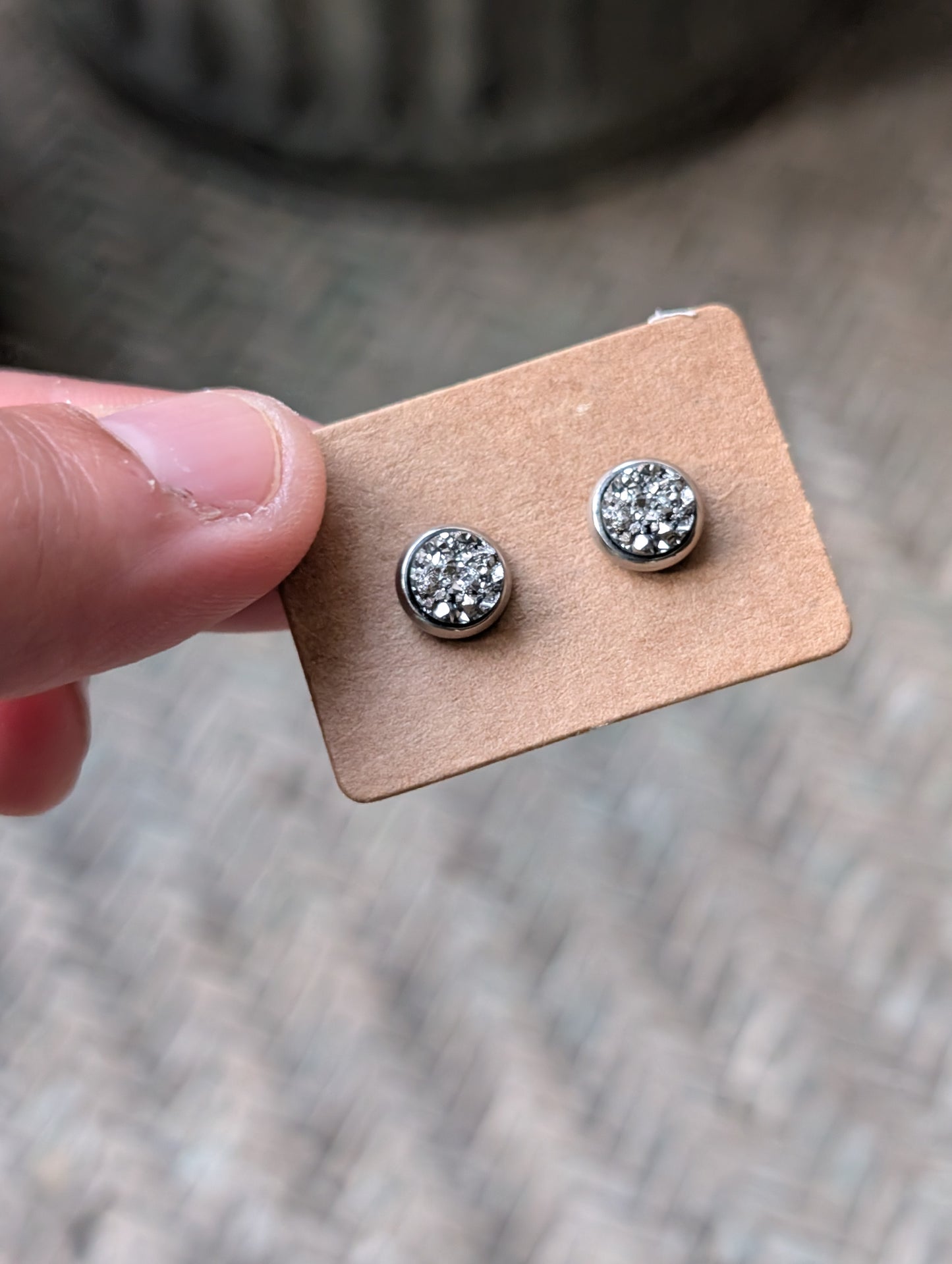 6mm Gunmetal Studs