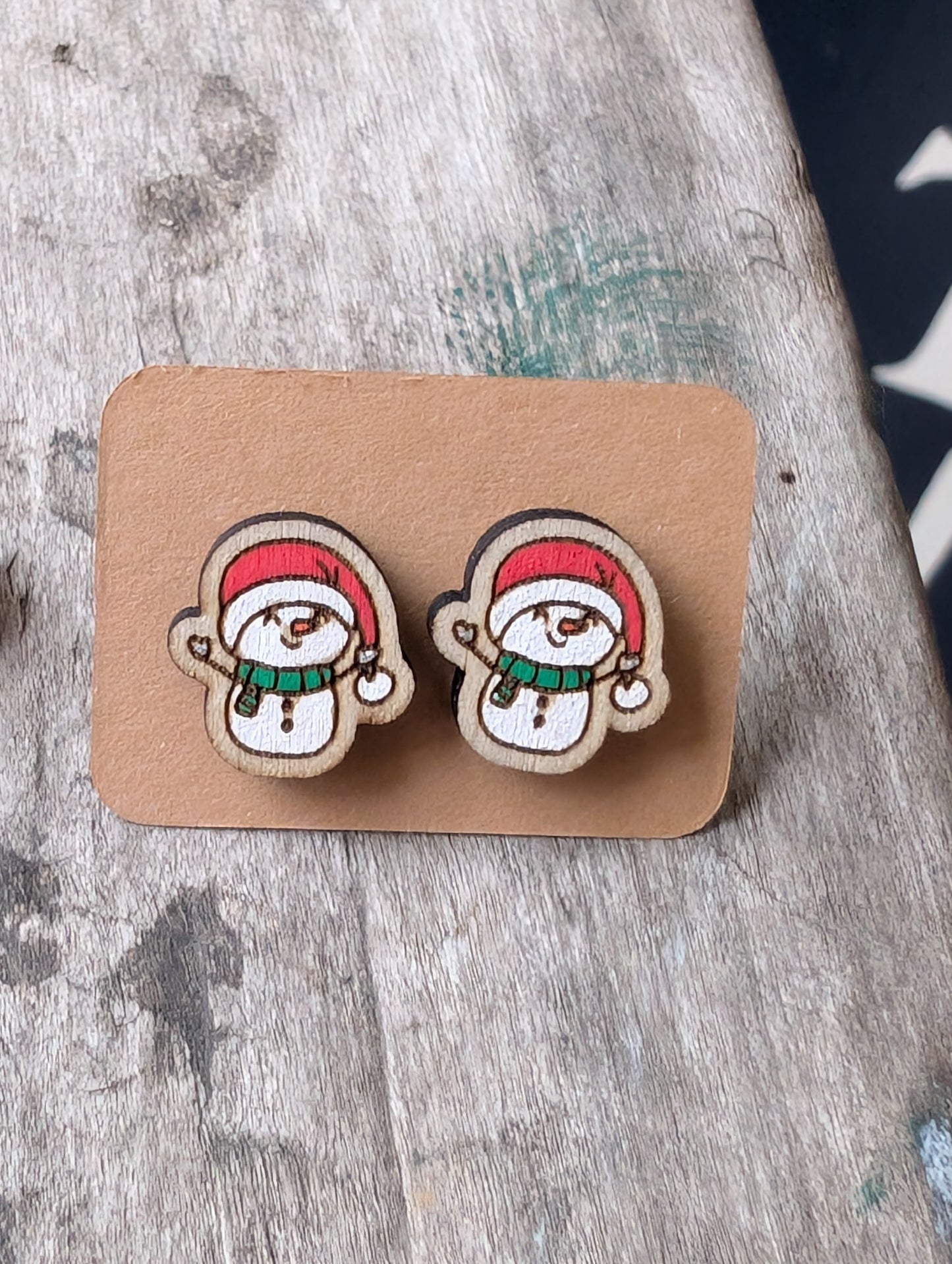 Snowman Studs