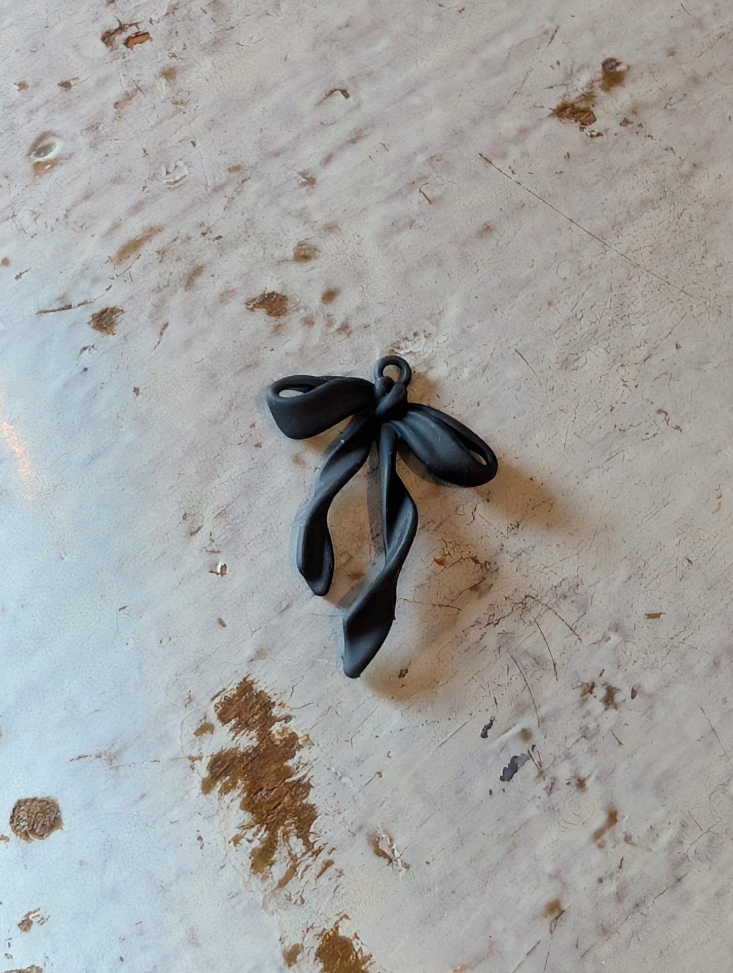 Black Twisted Bows