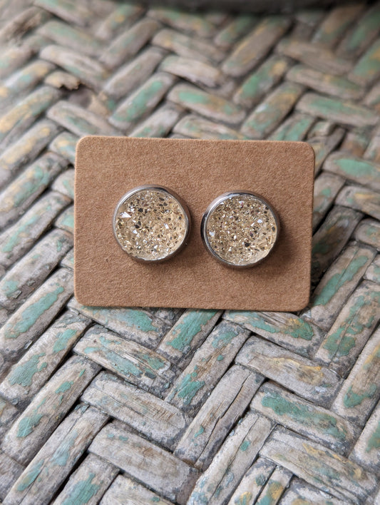 Opaque Sand Studs