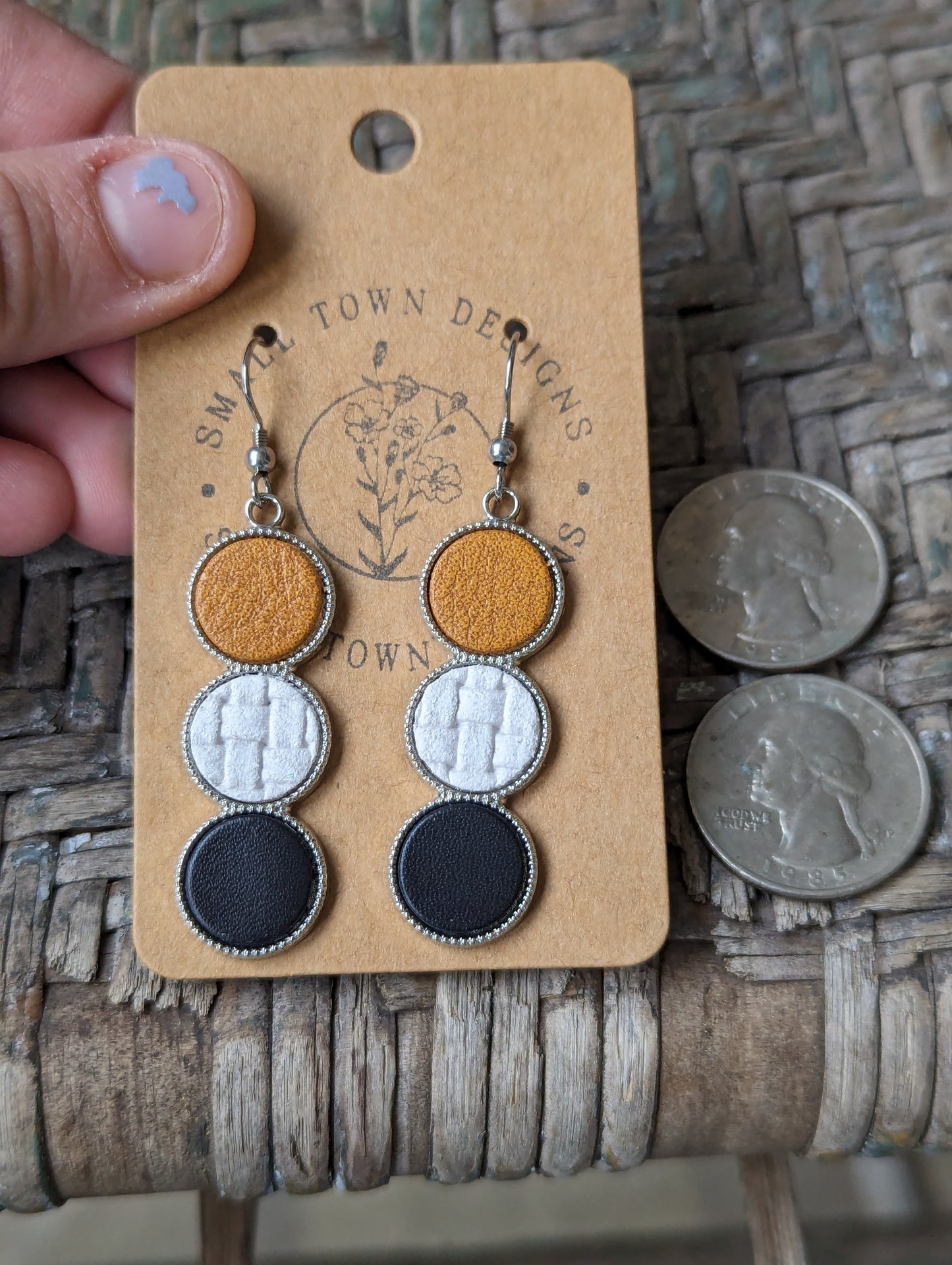 Neutral Trios