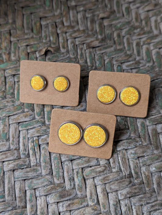 Mustard Fine Glitter Studs