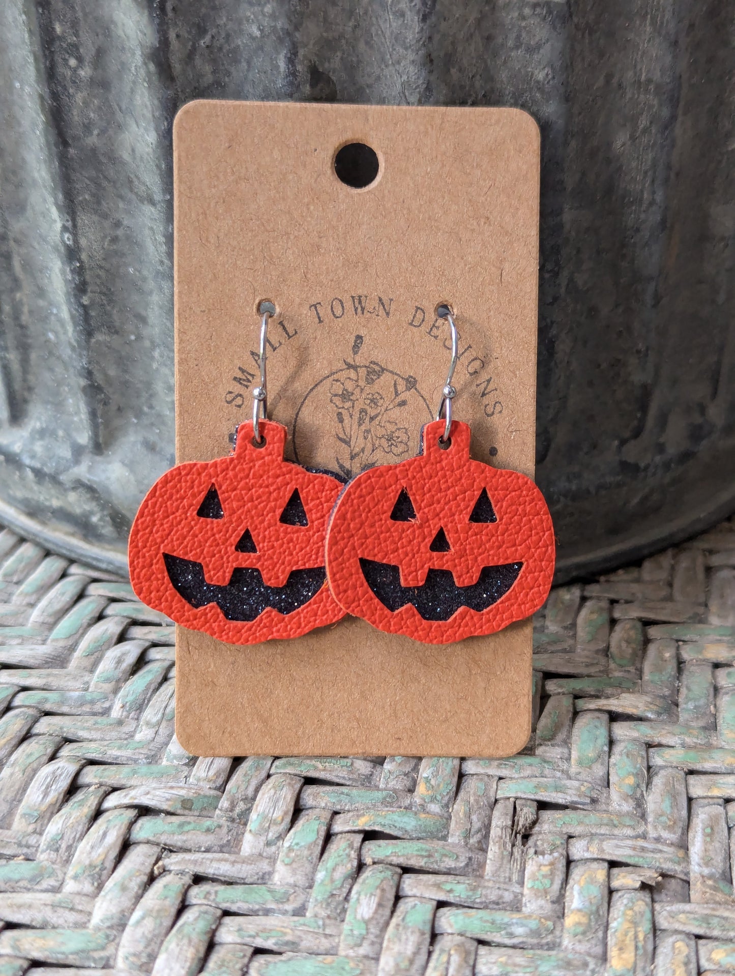 Jack-o'-Lantern Dangles