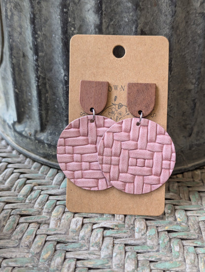 Light Pink Basket Weave Circles