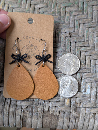 Honey & Black Bow Teardrops