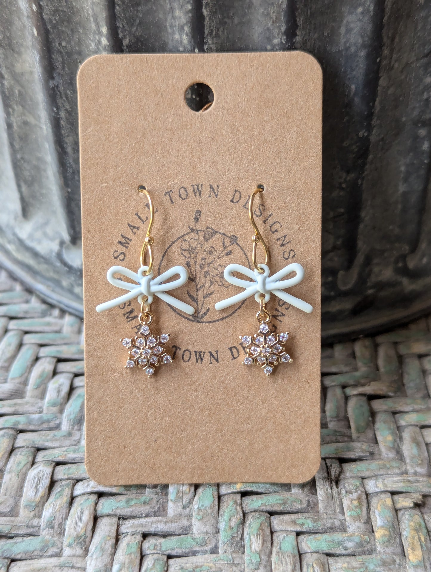 Snowflake Bow Dangles