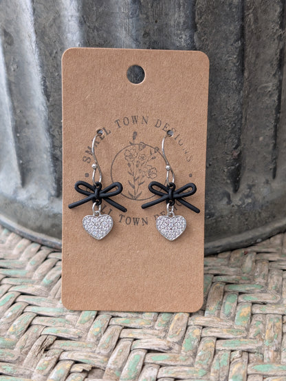 Black Bow Hearts