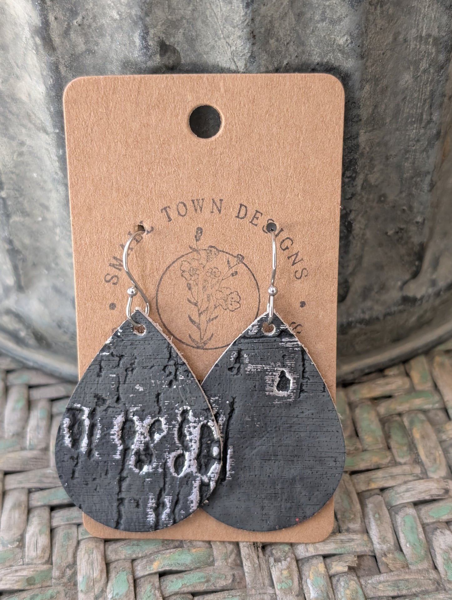 Gray Wildwood Teardrops