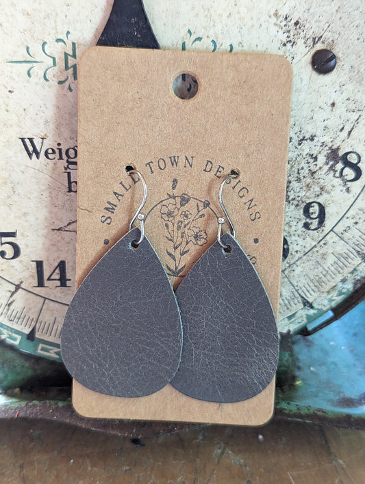 Grey Teardrops