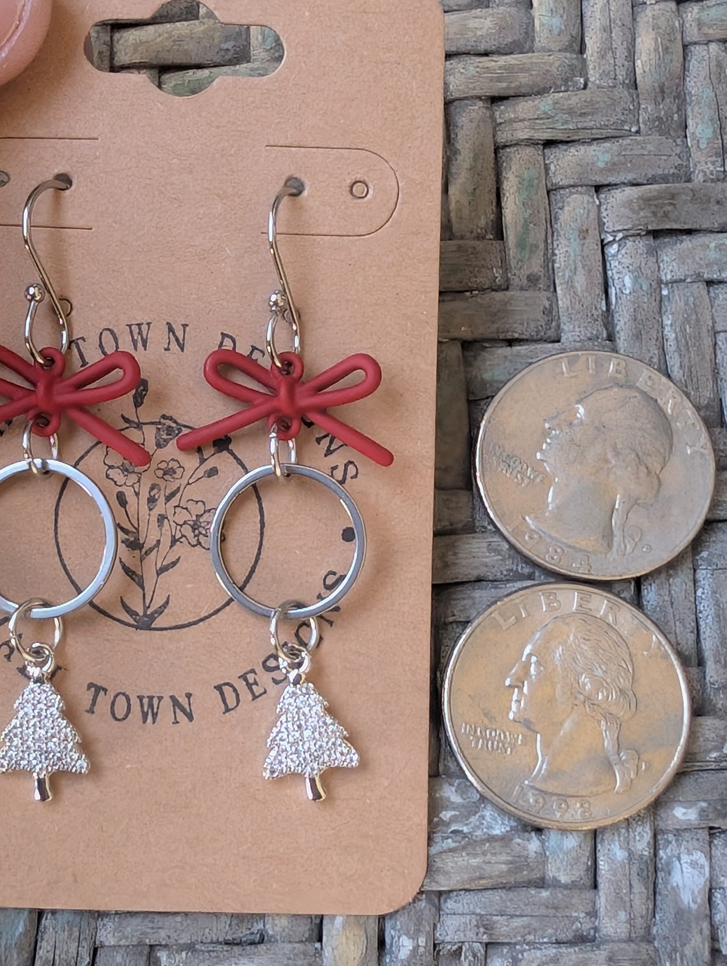 Red Bow Tree Dangles
