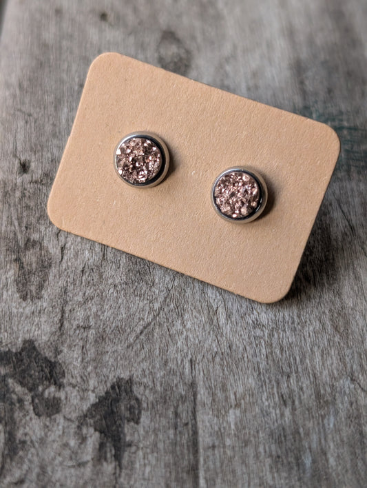 6mm Taupe Studs