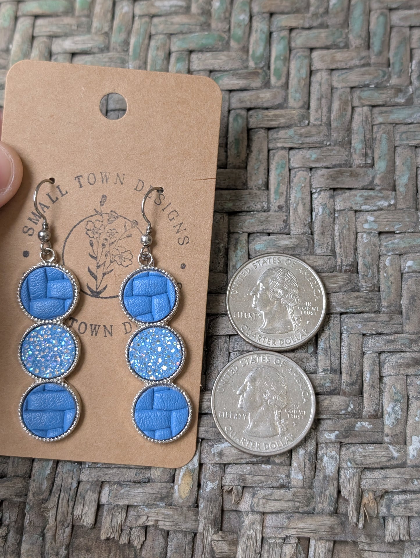 Light Blue Weave & Glitter Trios