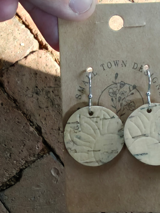 Embossed sunflower circle