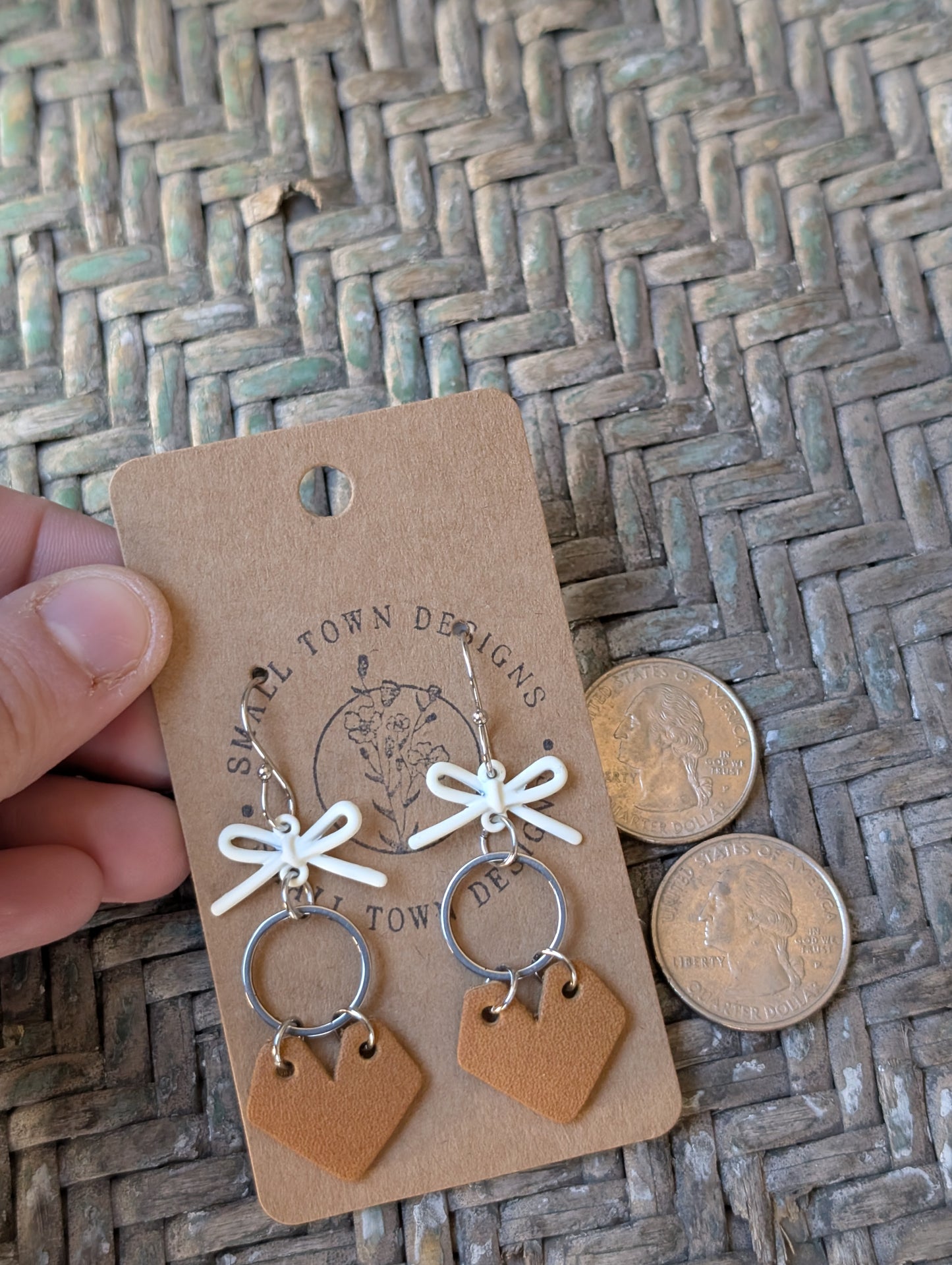 Honey Bow Hearts