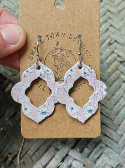 Pink Floral Scallops