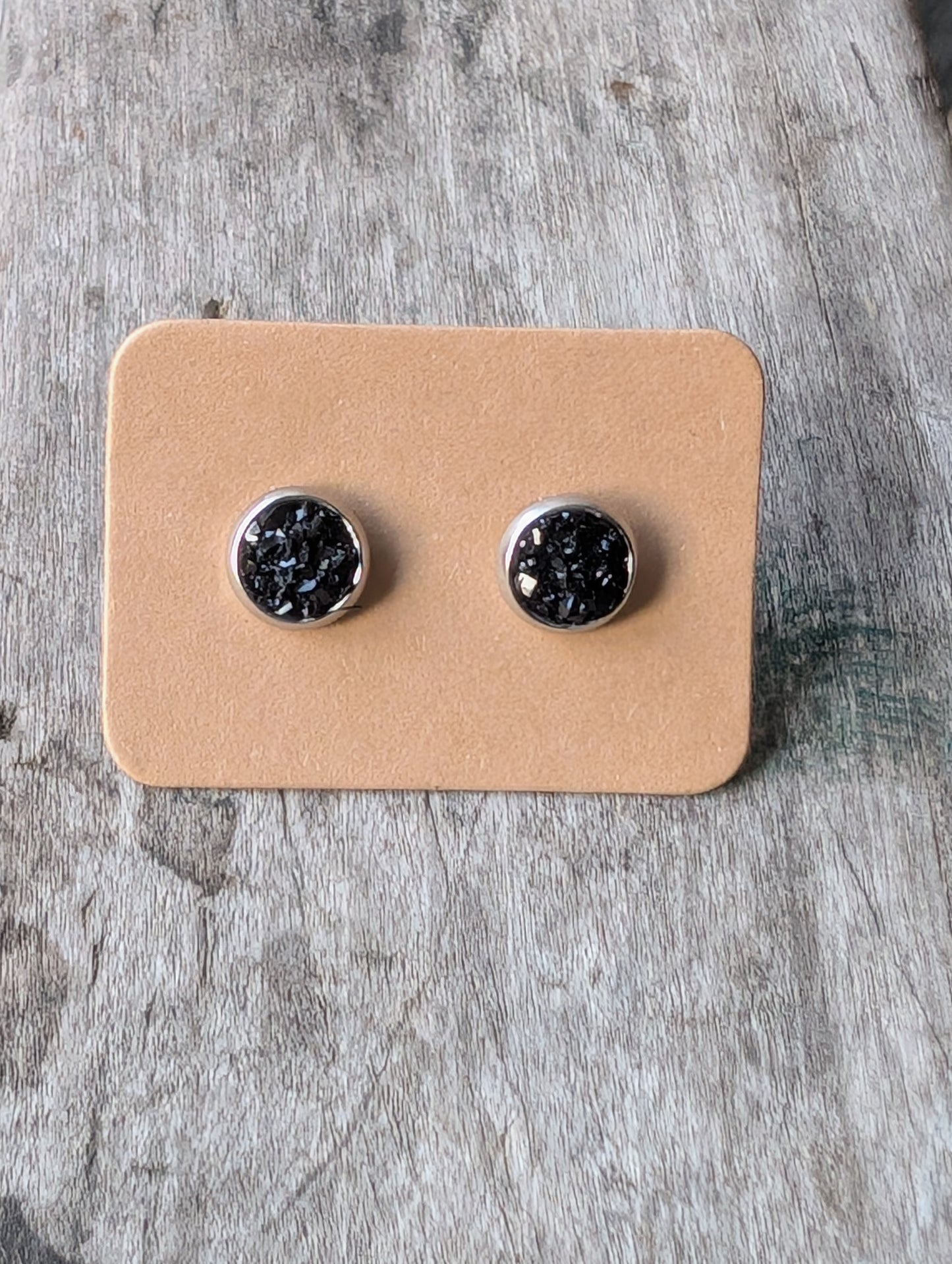 6mm Black Studs