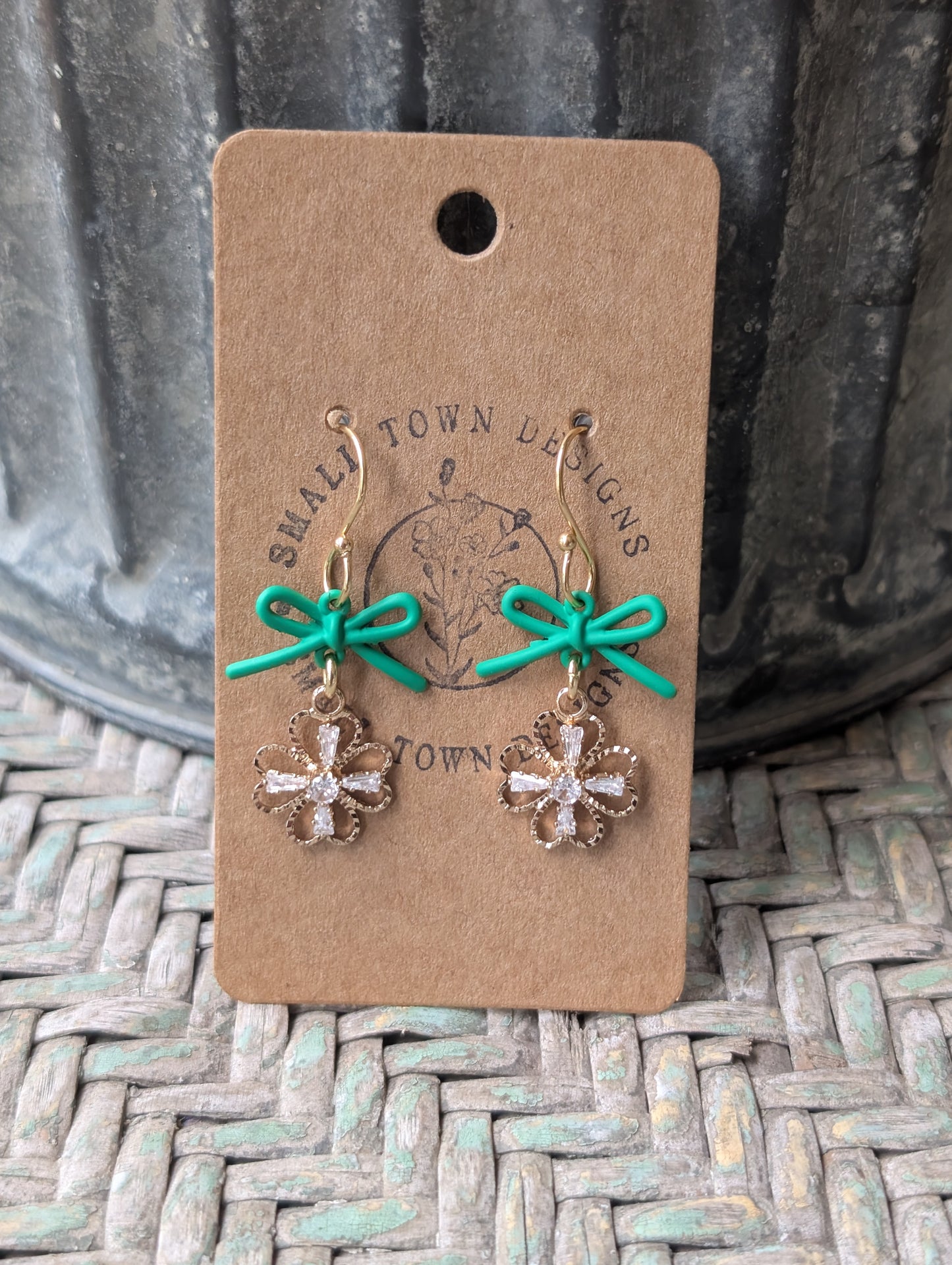 Clover Bow Dangles