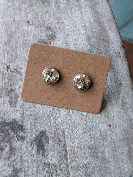 6mm Chunky Gold Stud