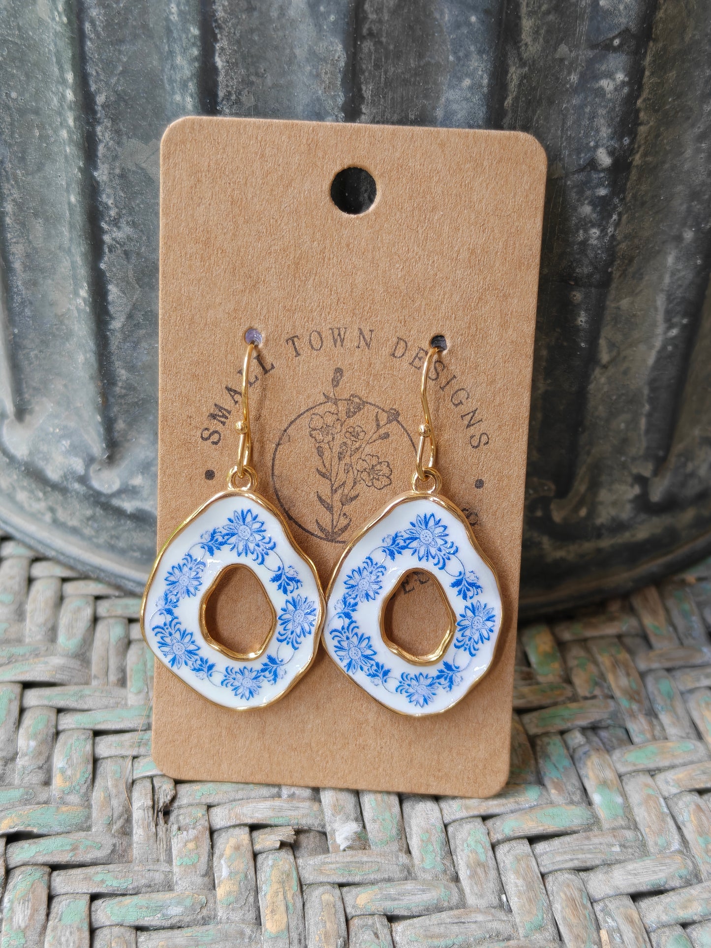 May Earring Box