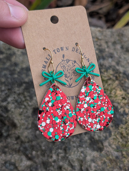 Christmas Spirit Teardrops