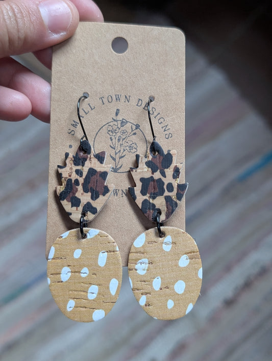 Polka dot pineapples