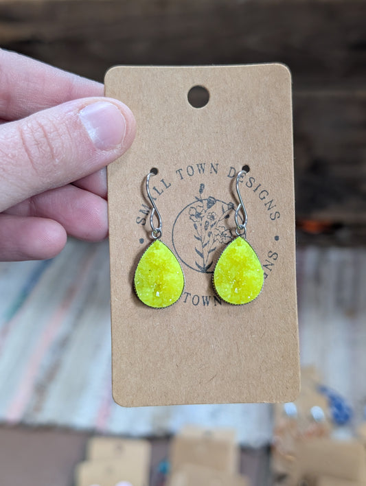 Neon Yellow Teardrops