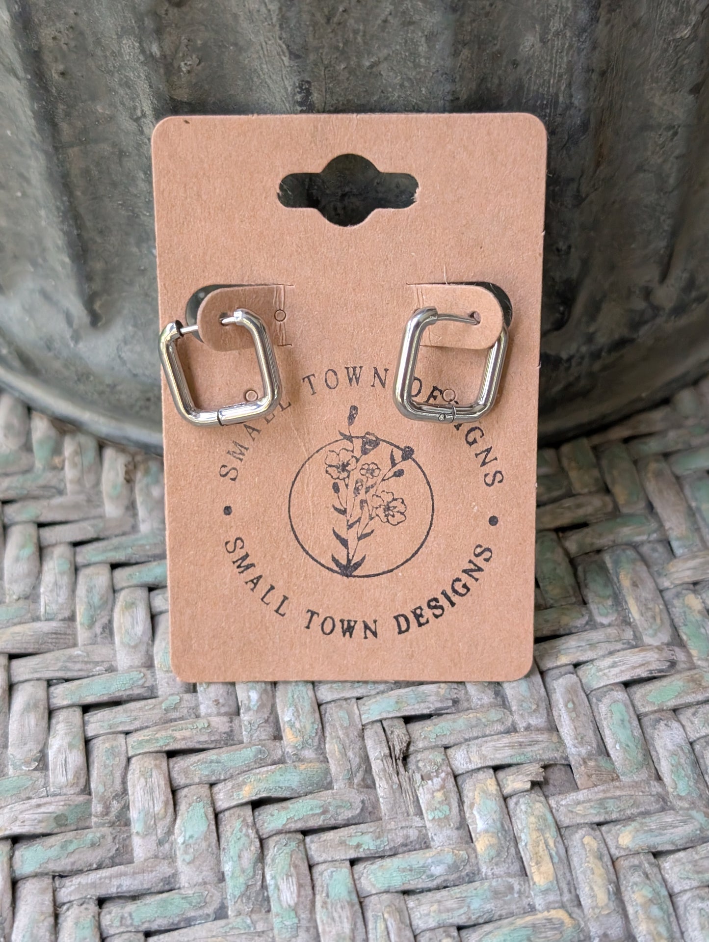 Silver Square Huggies