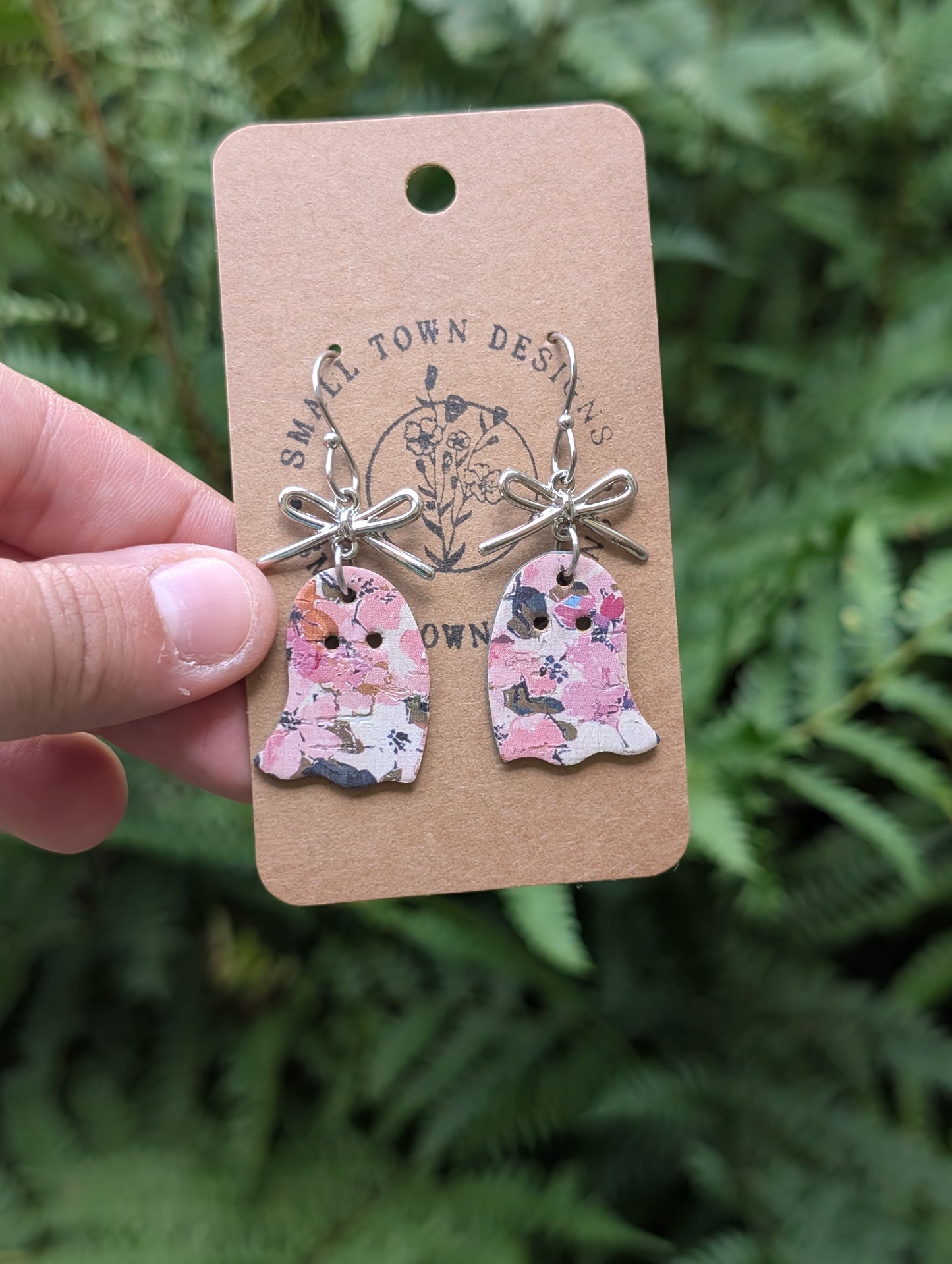 Cork Floral Ghosts