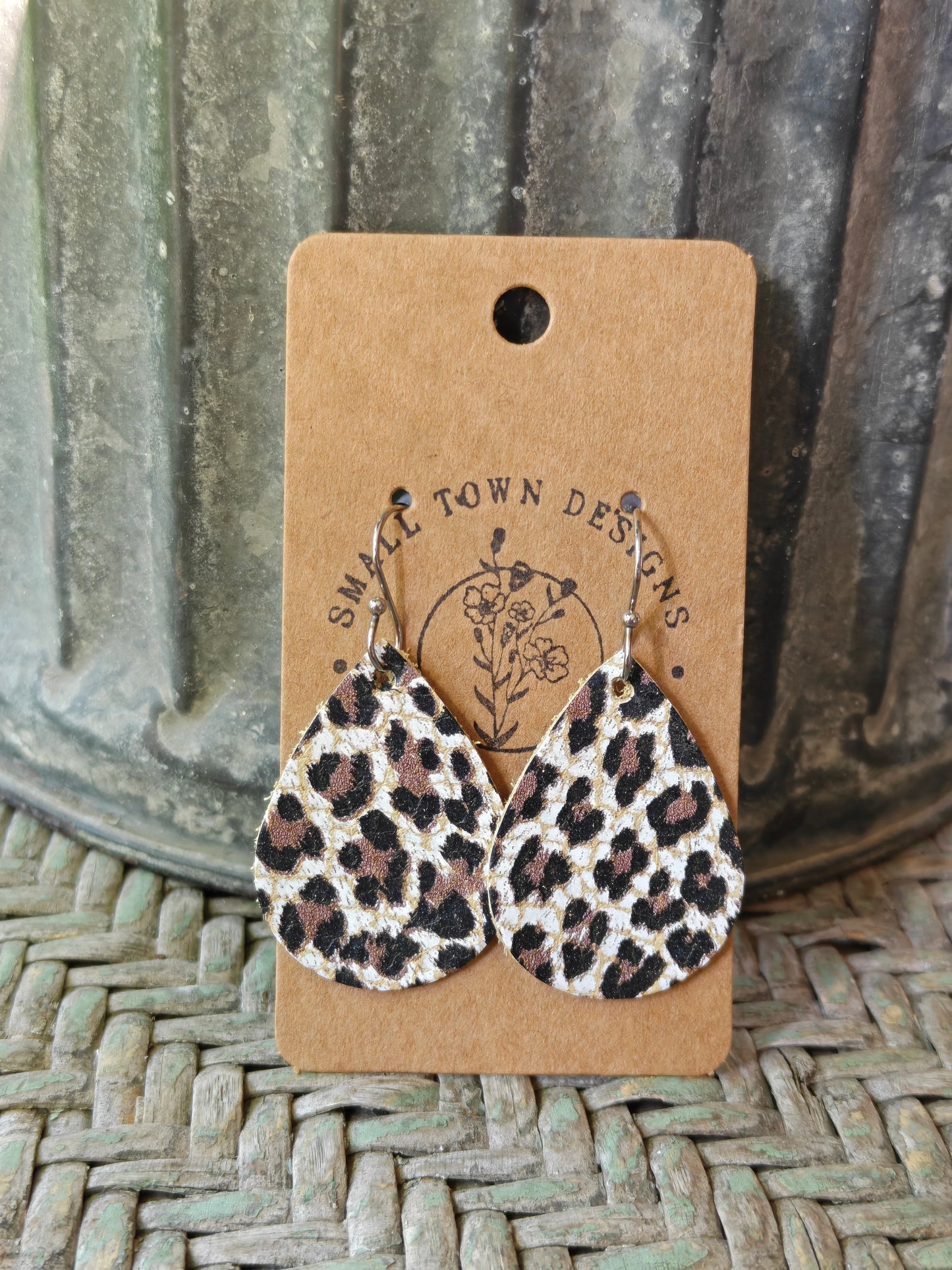Leopard Teardrops