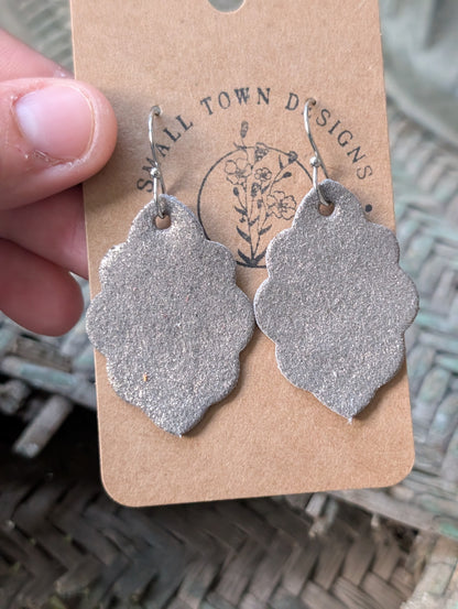 Metallic Taupe Solid Scallops