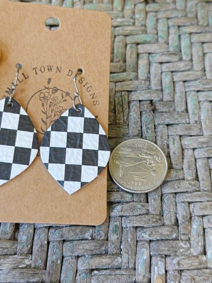 B&W Checkered Petals