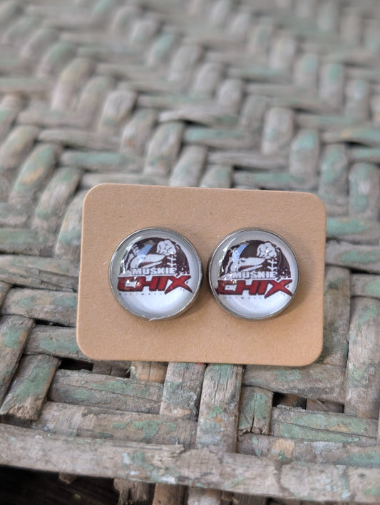 Muskie Chix Studs