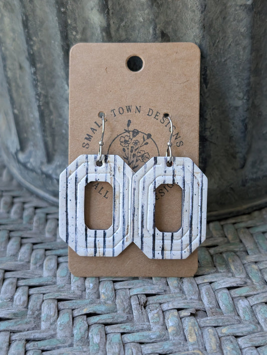 Striped Block O