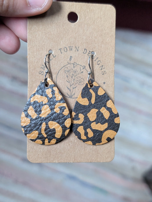 Black & brown leopard teardrops